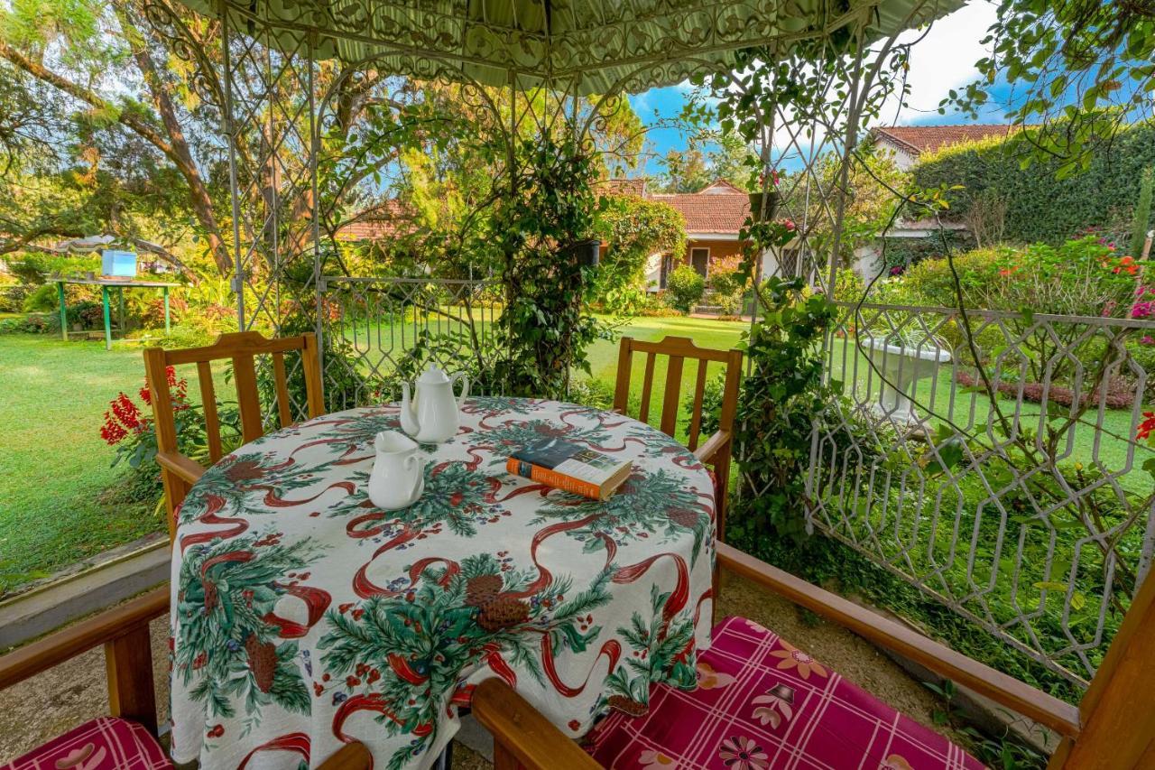 Belvilla The School Estate- Luxury Heritage Home In 200 Acres Madikeri Exterior foto
